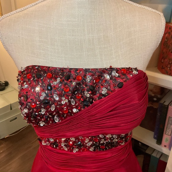 May Queen COUTURE Red Leopard-Contrast Hi-Low Gown - Picture 6 of 11